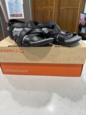 Merrell Black Strappy Open-Toe Walking Sandals